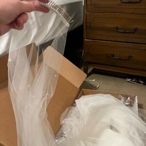 New, unused Jenny Yoo, Gracie veil